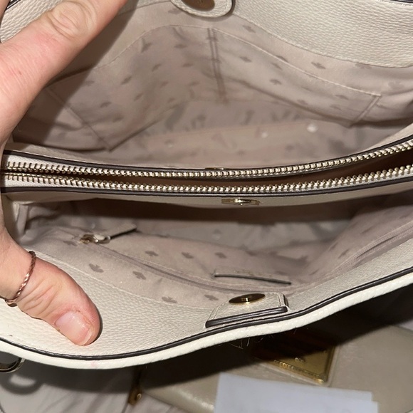 Kate Spade Jackson White and tan leather Shoulder Bag with Textured Center new - Picture 5 of 11